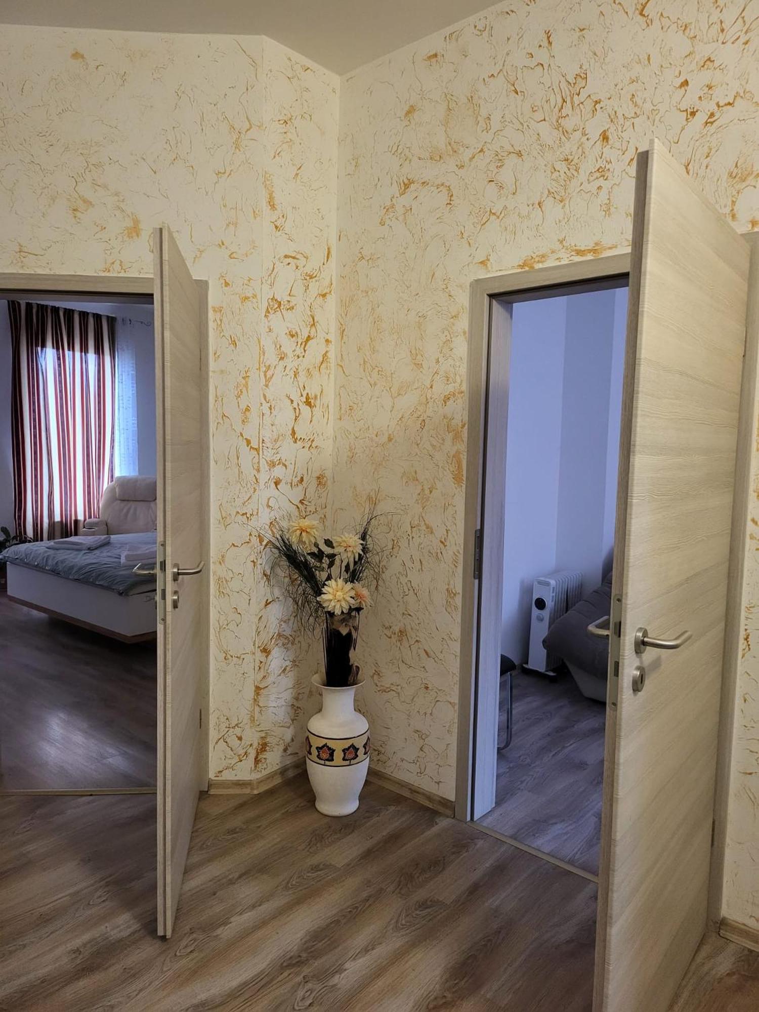 Apartments Angels O K B Altenburg Ngoại thất bức ảnh